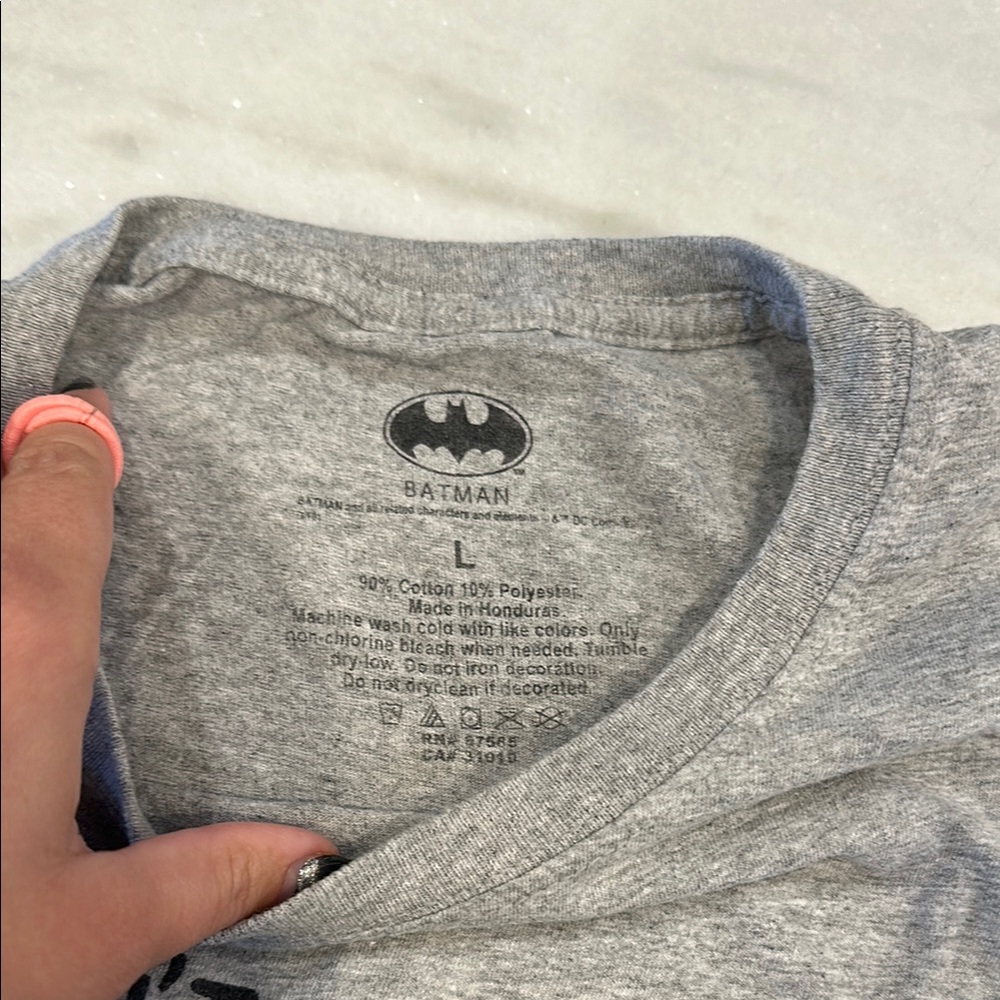 DC Comics Grey Short Sleeve Tee Batman “You can’t sit with us” - Picture 3 of 9